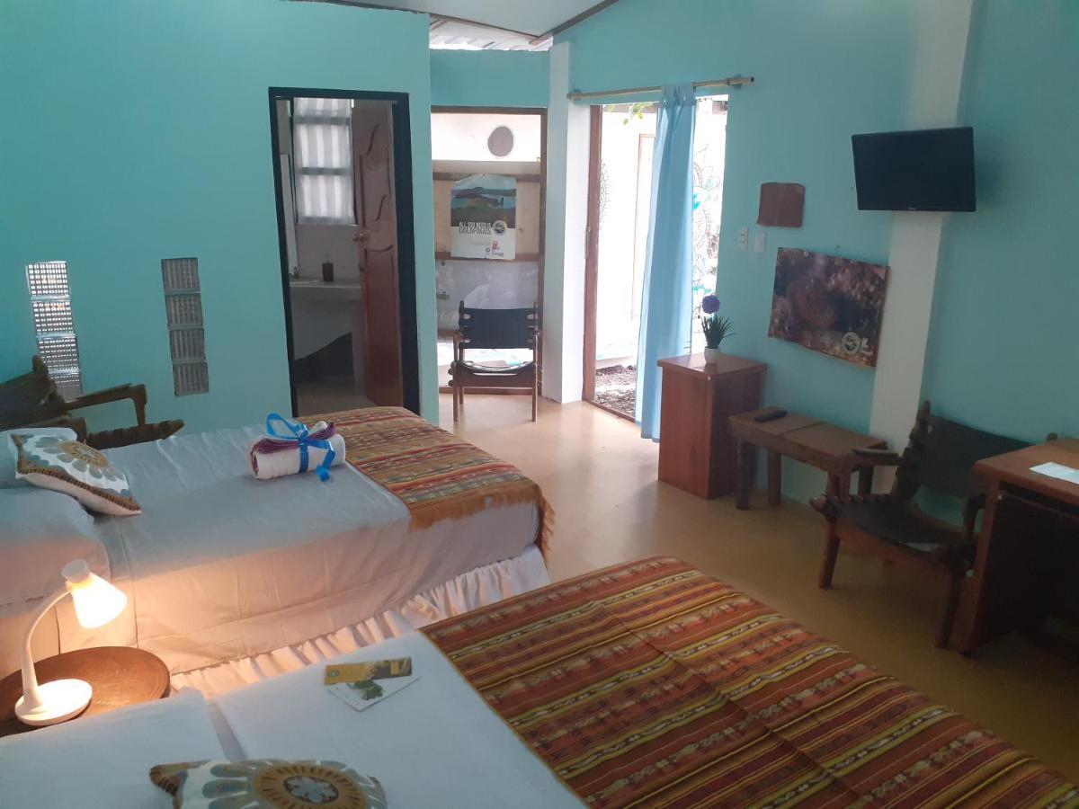 Cozy Hosting Galapagos Apartment Puerto Ayora  Bagian luar foto