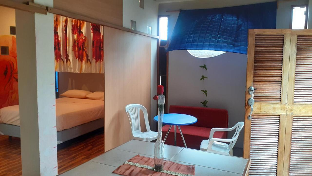 Cozy Hosting Galapagos Apartment Puerto Ayora  Bagian luar foto